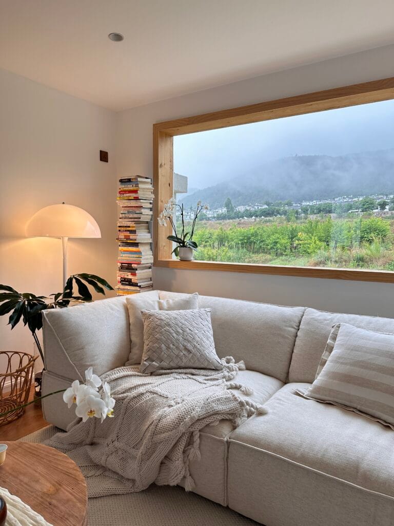 Image #5 from Arno Carllyle